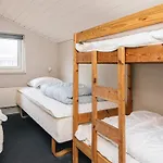 Hébergement de vacances 12 Person In *