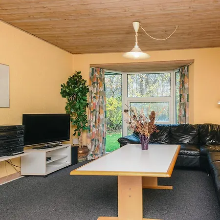 12 Person In Oksbol Сasa de vacaciones *