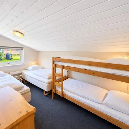 12 Person In Casa vacanze Oksbøl